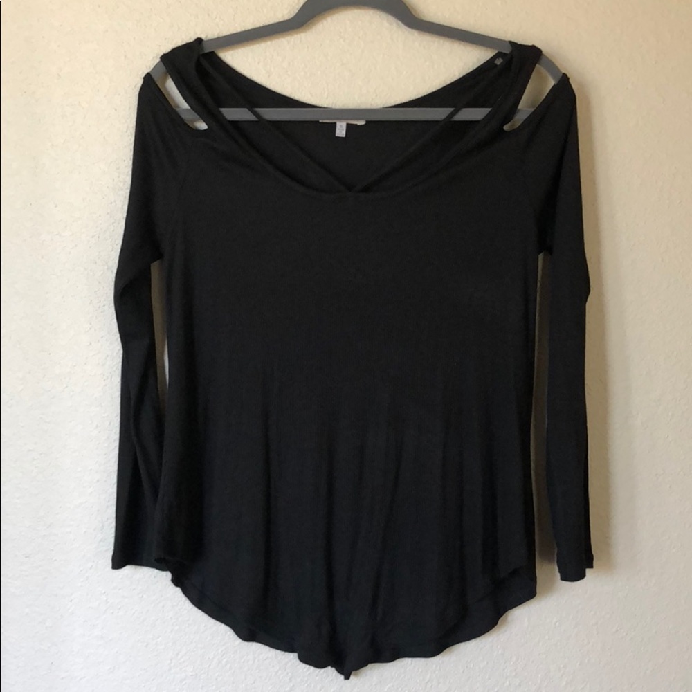 Cold Shoulder ribbed top